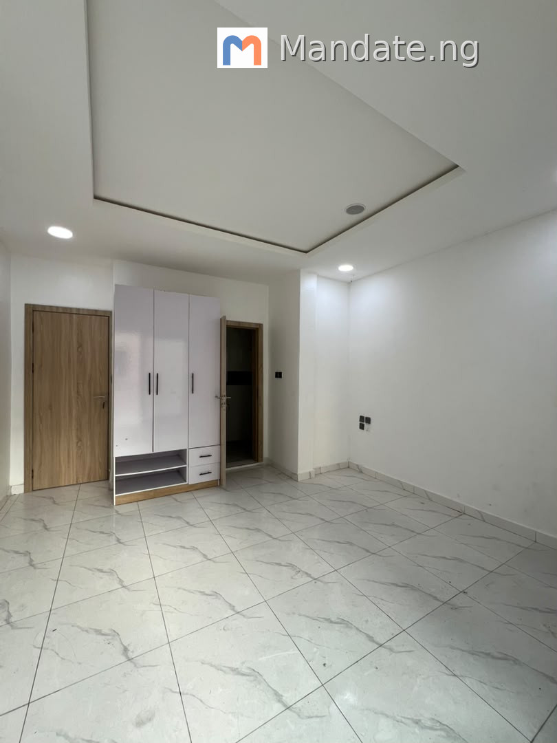 2 Bedroom Apartment for Rent in Ilasan, Lekki For Rent in in Ilasan, Ikate, Lekki, Lagos Ilasan Ikate Lekki Lagos photo 27