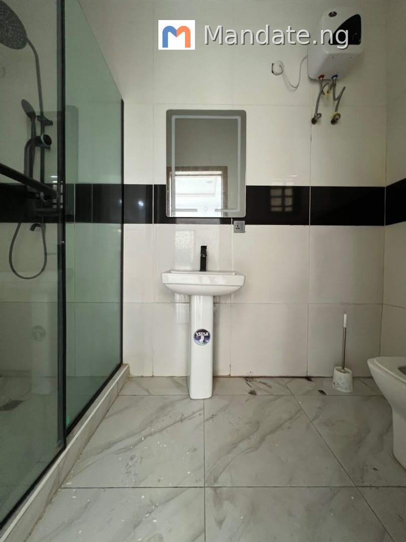 2 Bedroom Apartment for Rent in Ilasan, Lekki For Rent in in Ilasan, Ikate, Lekki, Lagos Ilasan Ikate Lekki Lagos photo 30