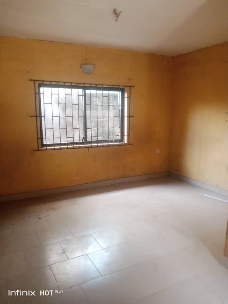 Standard 2 Bedroom Apartment in Alaro/Iyana Ekoro Axis, Lagos For Rent in in Alaro/Iyana Ekoro Axis, Lagos Iyana Ekoro Meiran Isheri Olofin Lagos photo 1