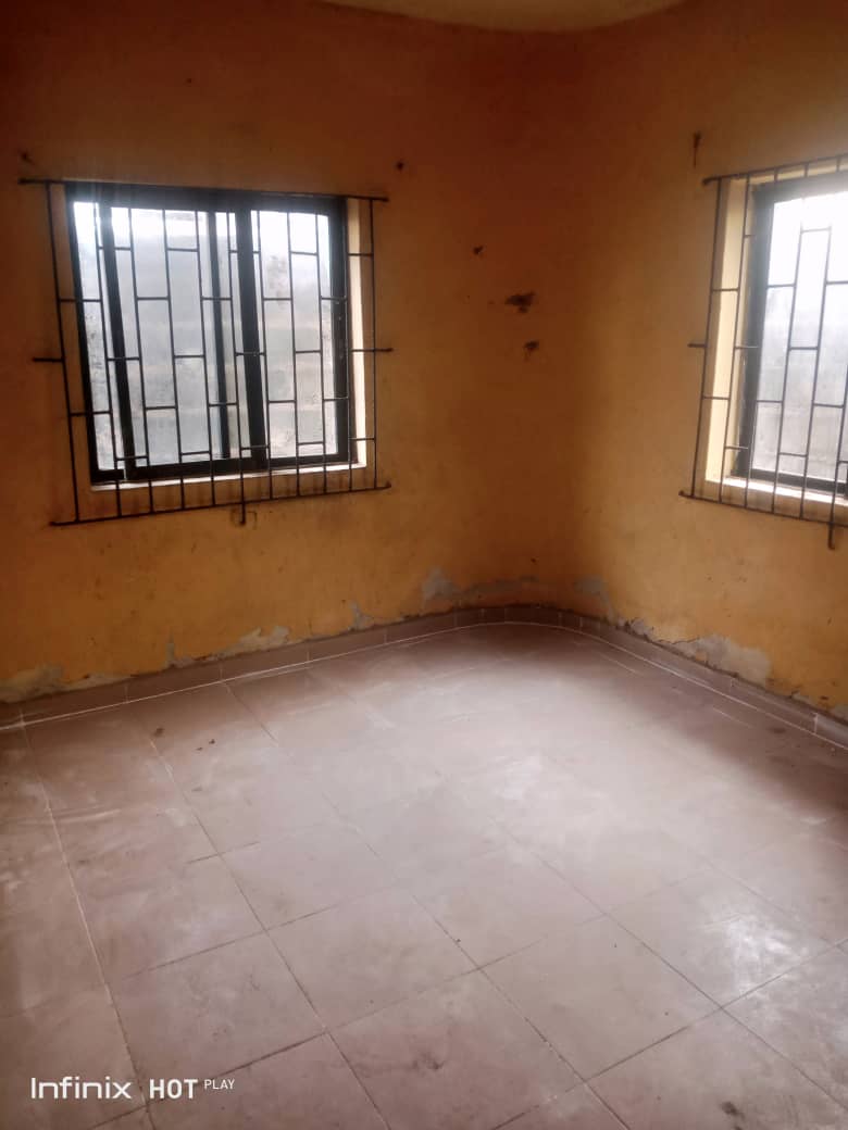 Standard 2 Bedroom Apartment in Alaro/Iyana Ekoro Axis, Lagos For Rent in in Alaro/Iyana Ekoro Axis, Lagos Iyana Ekoro Meiran Isheri Olofin Lagos photo 6