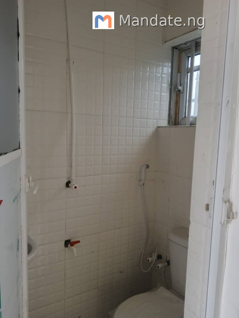 Room Self in Ayobo for Rent For Rent in at legacy area Ayobo Ayobo Lagos photo 4
