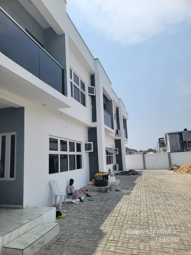Fully Serviced Luxury 3Bedrooms Apartment with BQ, Pool, Gym & Lift For Rent For Rent in at Parkview Estate, Ikoyi VI Ikoyi Lagos photo 1