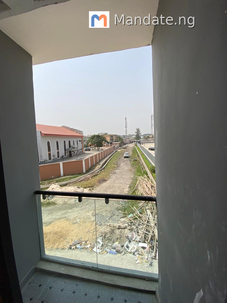 3-Bedroom Duplex for Sale in Ikota, Lekki For Sale in Road 2, Nile Cinema Area, Ikota, Lekki, Lagos Omole Phase 2 Lagos photo 7