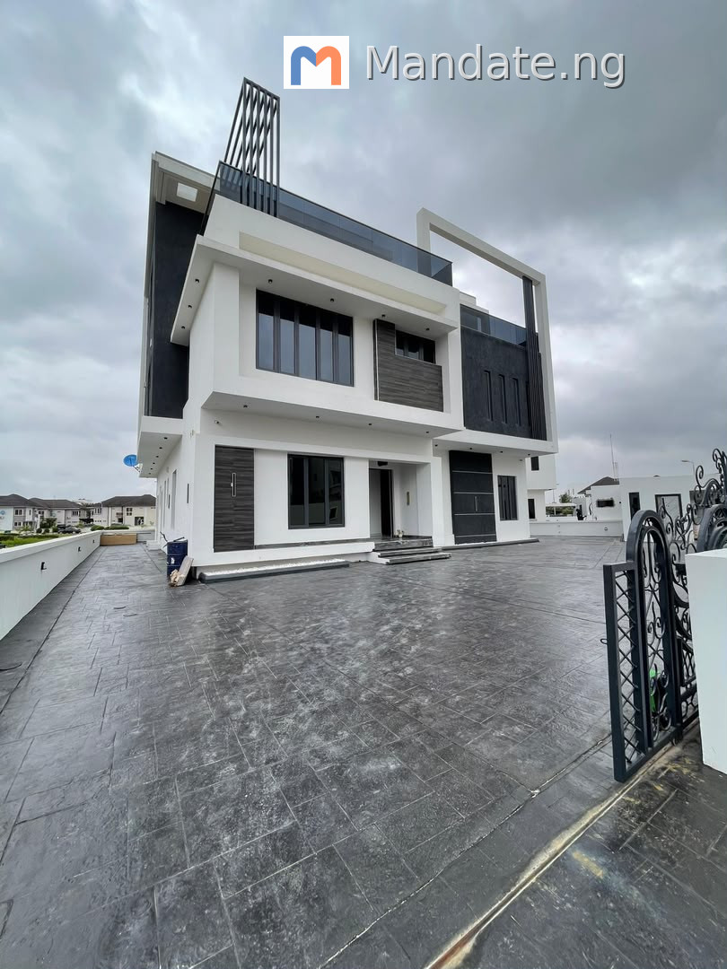 Contemporary 7 Bedroom Fully Detached Duplex for Sale in Osapa London, Lekki For Sale in in Osapa London, Lekki Osapa London Osapa Lagos photo 2