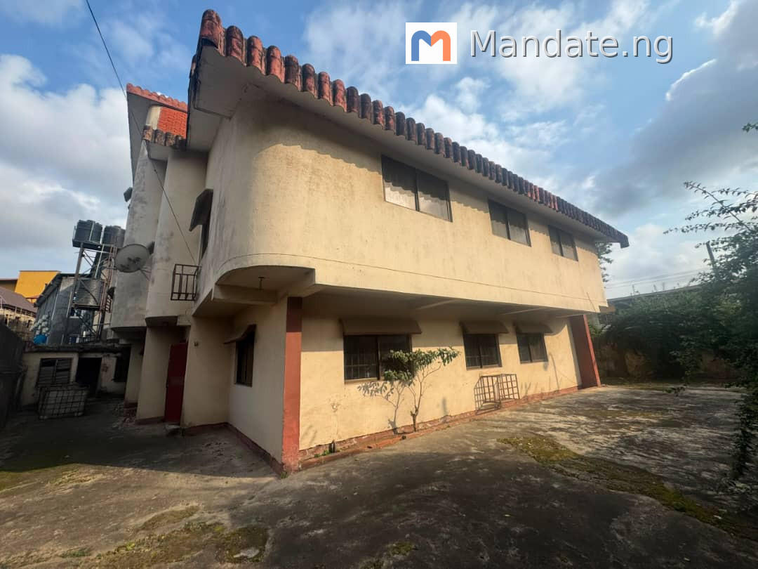 4 Bedroom Detached Duplex for Sale in Ogba, Ikeja For Sale in at Ogba - Ikeja, Lagos Ogba Adeniyi Jones Lagos photo 4