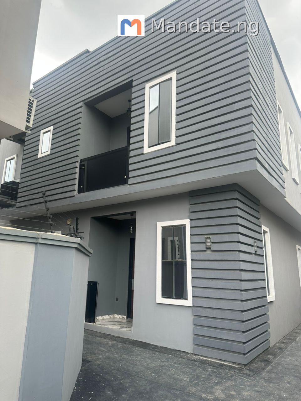 4 Bedroom Detached Duplex for Sale in Ogba, Ikeja For Sale in at Ogba - Ikeja, Lagos Ogba Adeniyi Jones Lagos photo 9