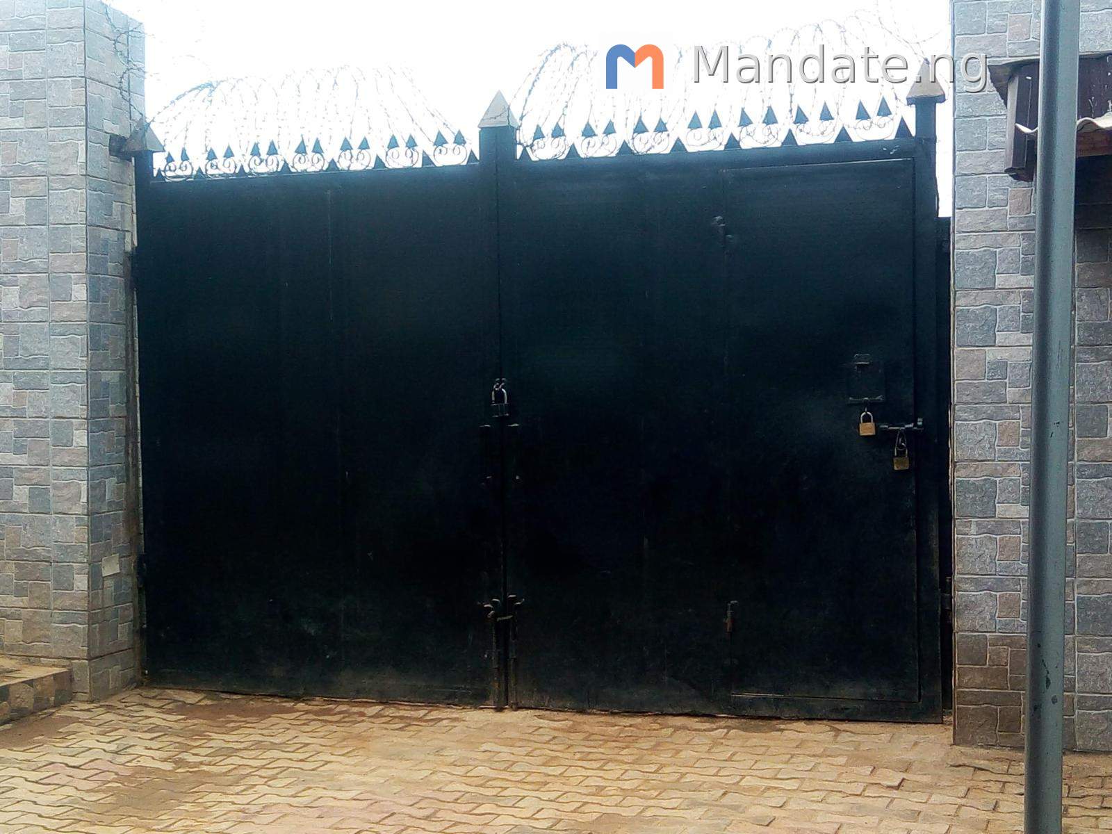 FOR SALE – 3-Bedroom Residential Property at Ibafo For Sale in at Ibafo Ibafo Ogun photo 6