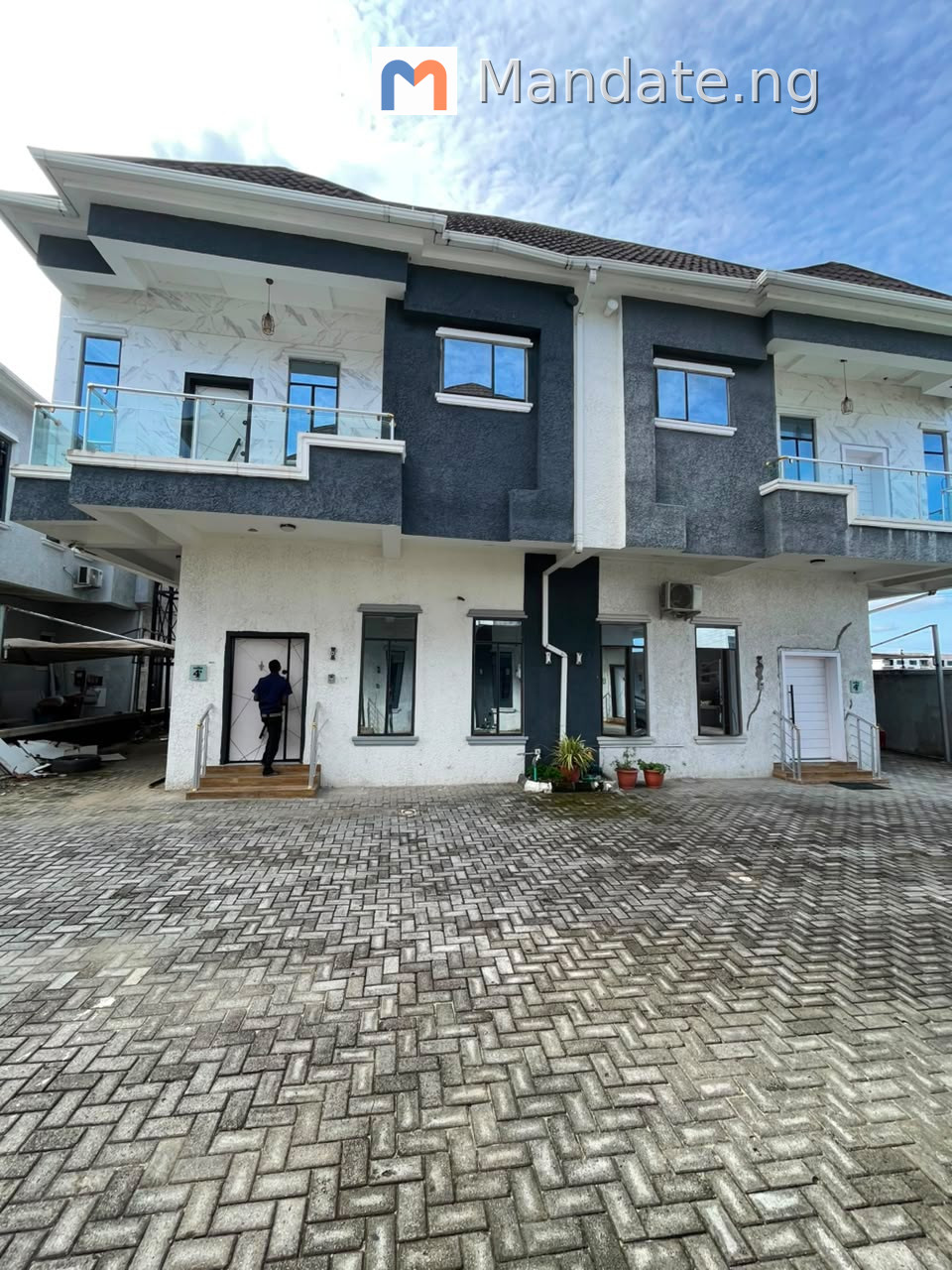 4 Bedroom Terrace for Sale in Lekki Palm City Ajah For Sale in in Lekki Palm City Ajah Ajah Lagos photo 6