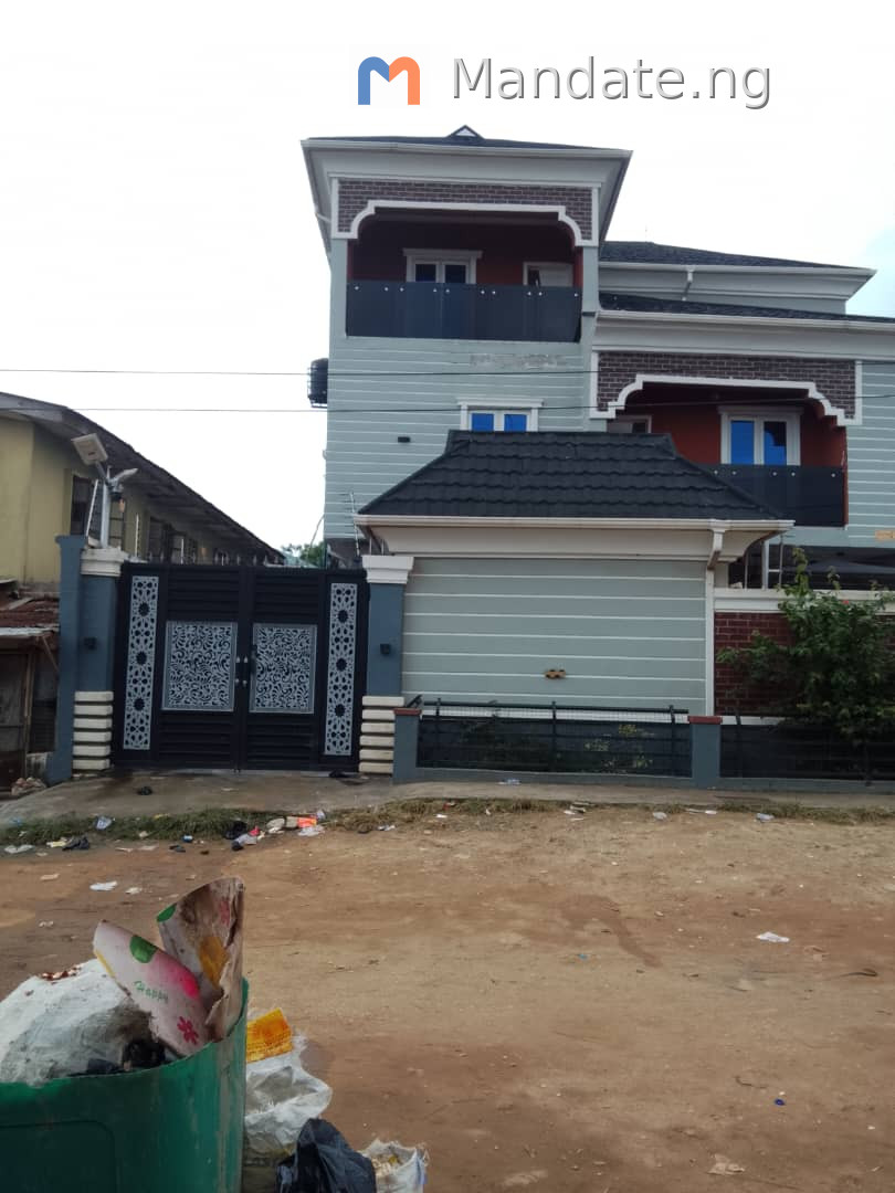 Tastefully Finished Four bedroom duplex at Amoo street Agege For Rent in at Amoo street Agege Agege Lagos photo 1