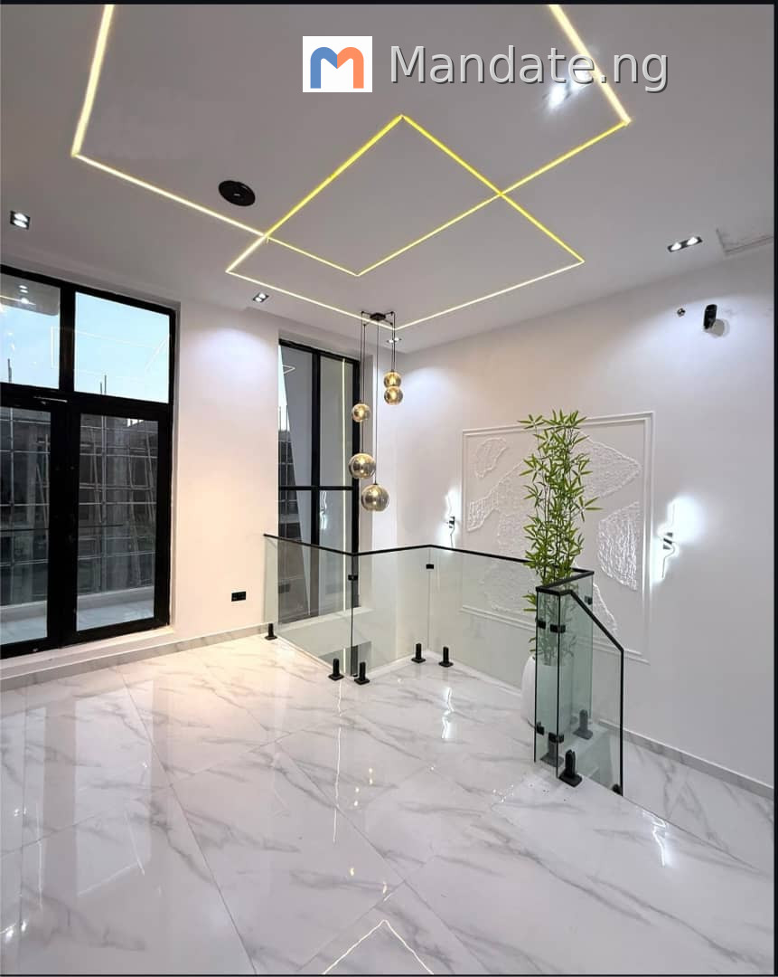 4 Bedroom Detached Duplex with Pool and BQ in Ajah For Sale in in Ajah Ajah Lagos photo 8