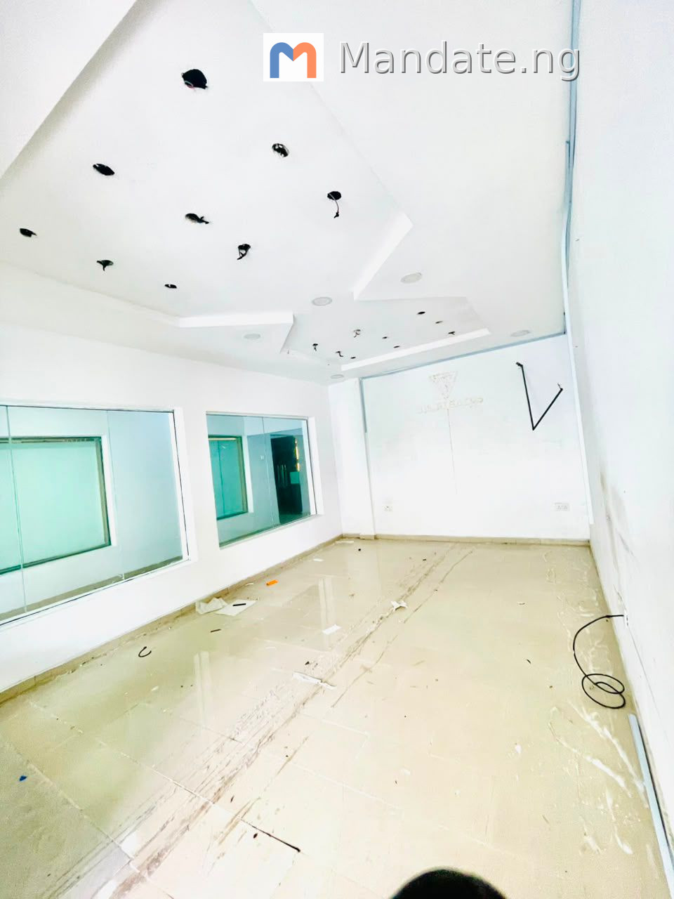 Shop for Rent in Lekki Phase 1 For Rent in in Lekki Phase 1 Lekki Phase Lekki Lagos photo 1