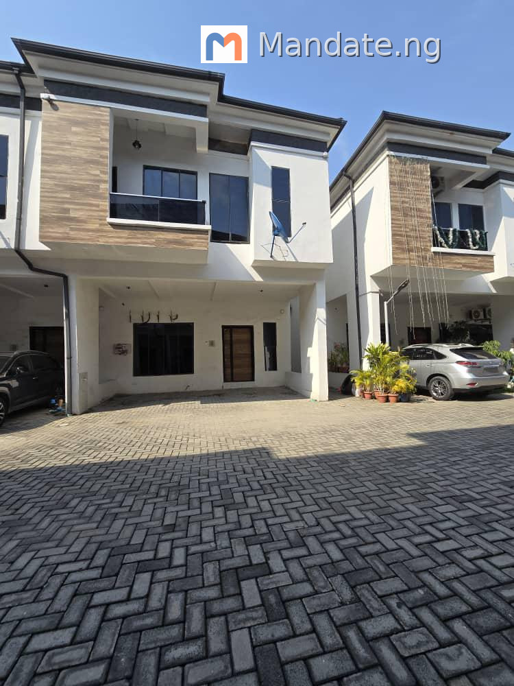 4 Bedroom Terrace House for Rent in Crystal Estate, VGC For Rent in Off Harris Drive, VGC Victoria Garden City Lagos photo 1