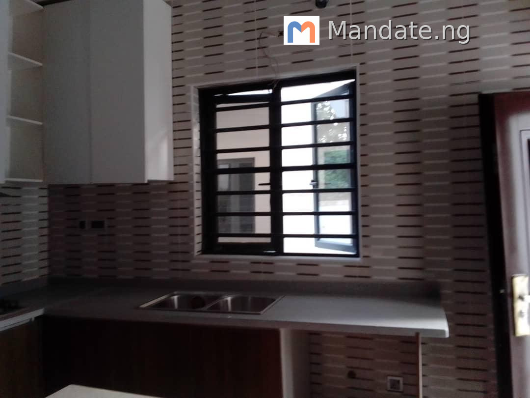 5 Bedroom Fully Detached Duplex with BQ for Sale in Ajah For Sale in in Thomas Estate, Ajah, Lagos Thomas Estates Ajah Isheri Olofin Lagos photo 6