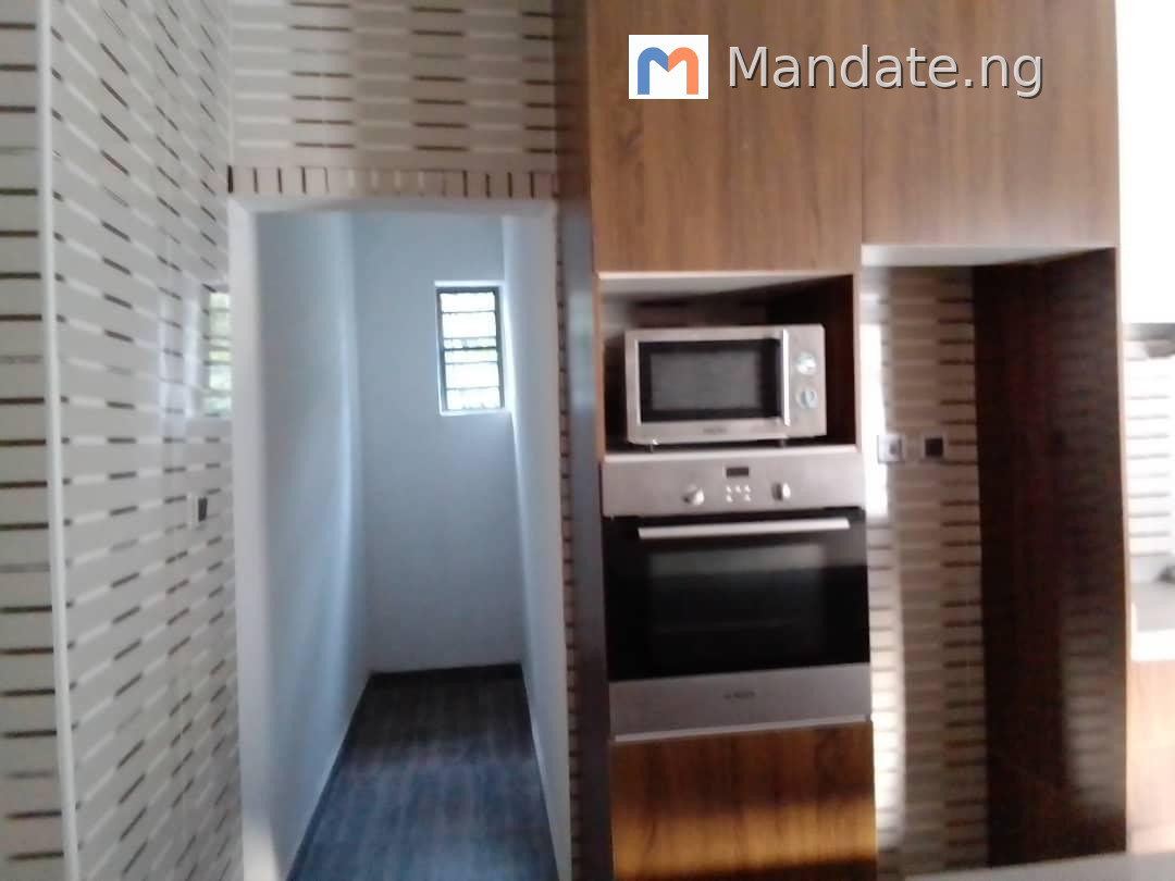 5 Bedroom Fully Detached Duplex with BQ for Sale in Ajah For Sale in in Thomas Estate, Ajah, Lagos Thomas Estates Ajah Isheri Olofin Lagos photo 7