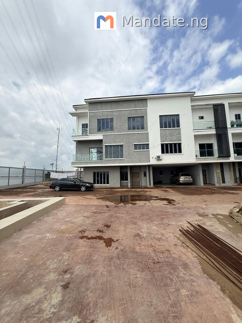 Furnished 3 Bedroom Flat Apartments located off Bourdillon Road For Sale in off Bourdillon Road, Lagos Lagos photo 6