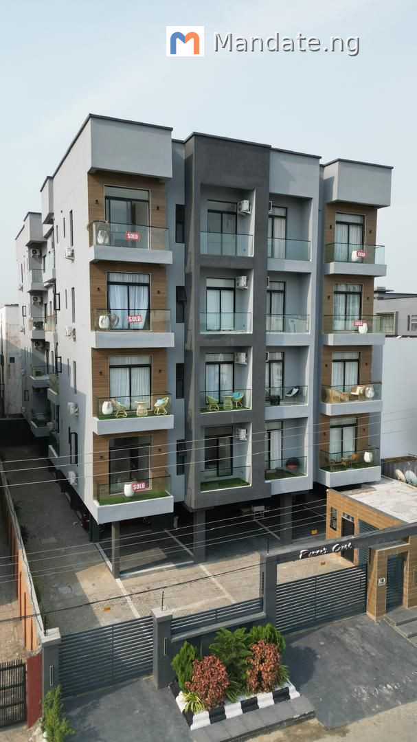 Fully Serviced 2 Bedroom Apartment in Ikate, Lekki For Sale in in Ikate, Lekki Ikate Lekki Lagos photo 1