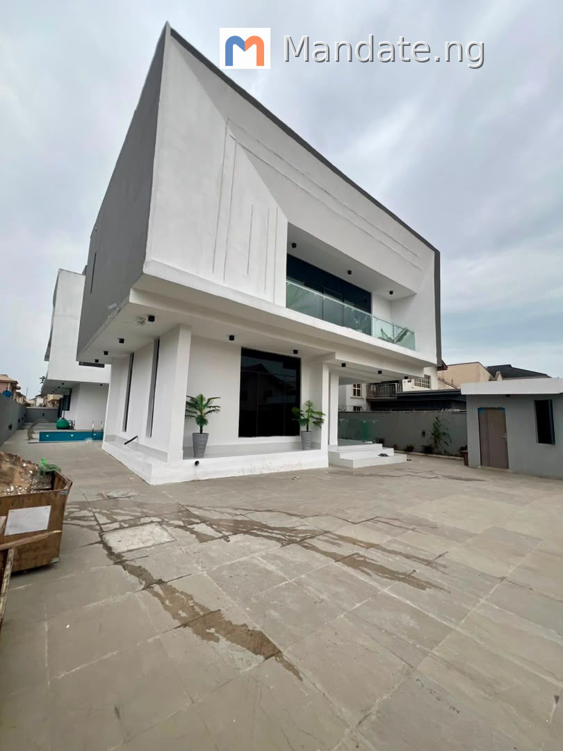 5 Bedroom Fully Detached Smart Home with Elevator and Pool in VGC For Sale in in VGC Victoria Garden City Lagos photo 1