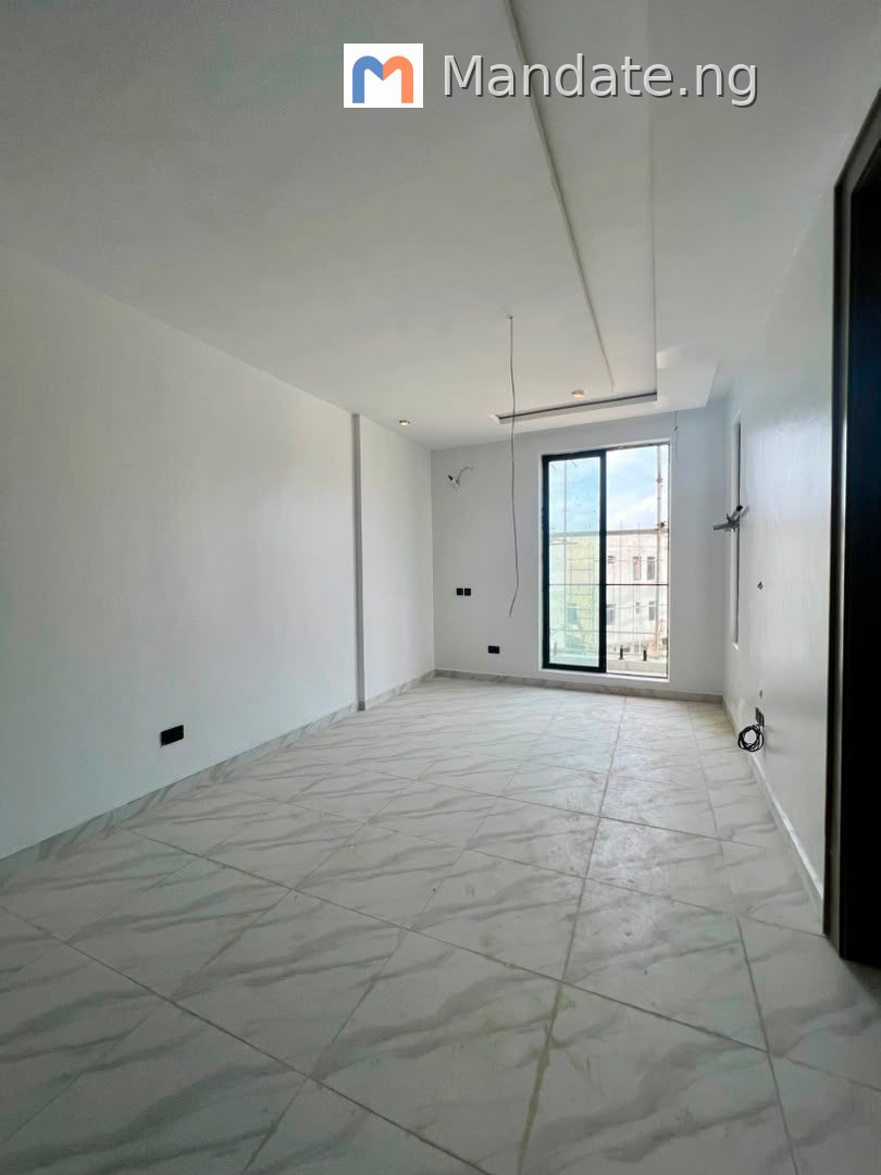 Decently Built 1, 2 and 3 Bed Apartment with Pool and Gym in Lekki Phase 1 For Sale in in Lekki Phase 1 Lekki Phase Lekki Lagos photo 2