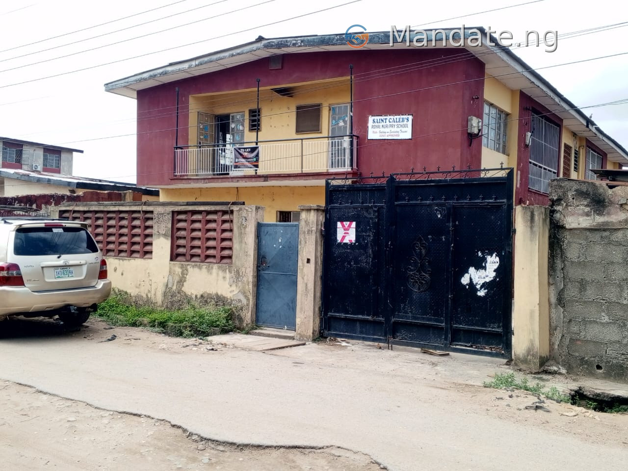 3 and 2 bedroom flats with BQ in Ifako Gbagada For Sale in Kiniun Ifa street Sawmill ifako Gbagada Gbagada Lagos photo 7