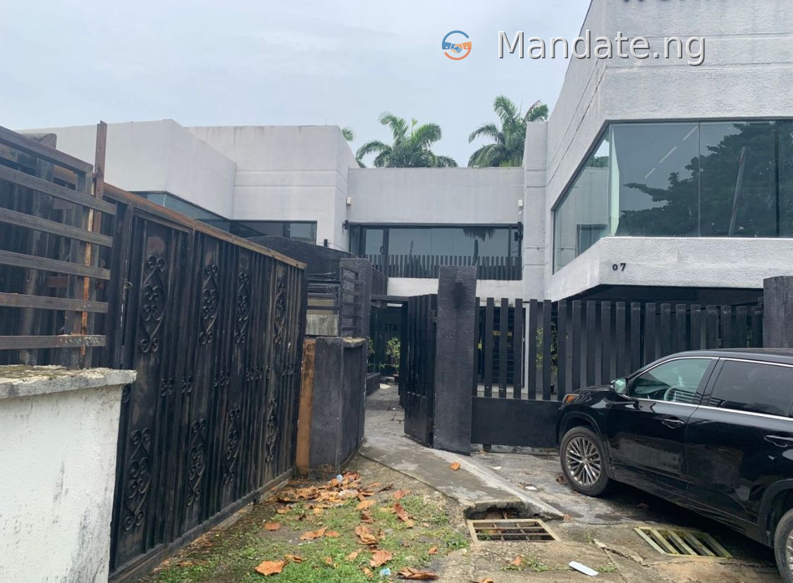 3 and 2 bedroom flats with BQ in Ifako Gbagada For Sale in Kiniun Ifa street Sawmill ifako Gbagada Gbagada Lagos photo 10