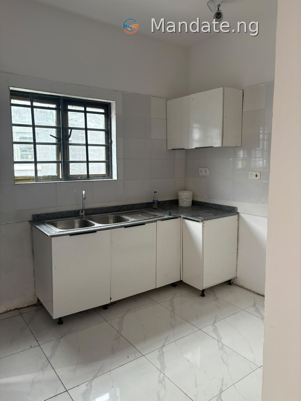 Super Distress Fully Furnished 3 Bedroom Terrace Duplex for Sale in Lekki Palm City For Sale in in lekki palm city Lekki Lagos photo 7