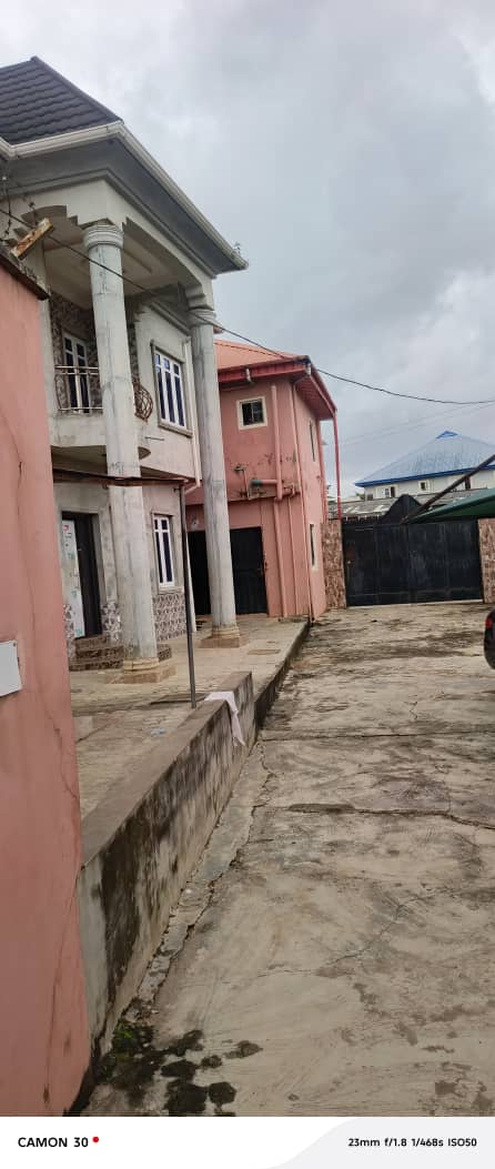 Executive Newly Built 5BRMS Duplex Plus 5 Units of Mini Flats and a Shop For Sale in at Agbenuba via Iyana Odo, Lagos Peace Estate Lagos photo 4