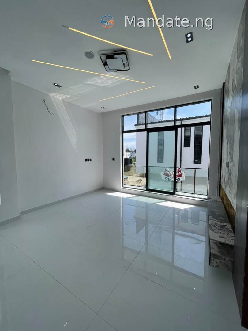 4 Bedroom Semi Detached Duplex for Sale in Ikota, Lekki For Sale in in Ikota, Lekki Ikota Lagos photo 6