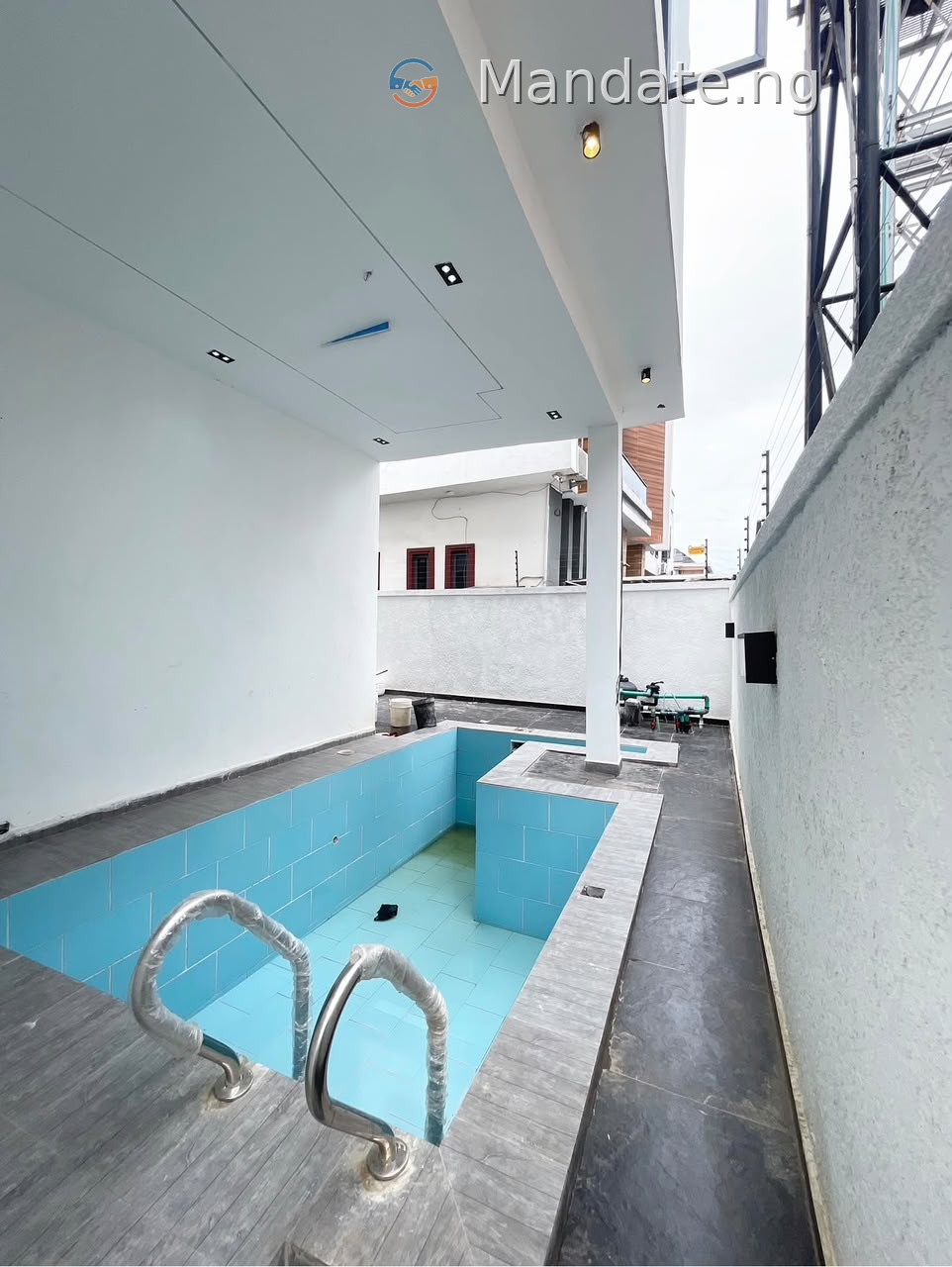 Luxury 5 Bedroom Fully Detached Duplex for Sale in Ikota, Lekki For Sale in in Ikota, Lekki Ikota Lagos photo 11