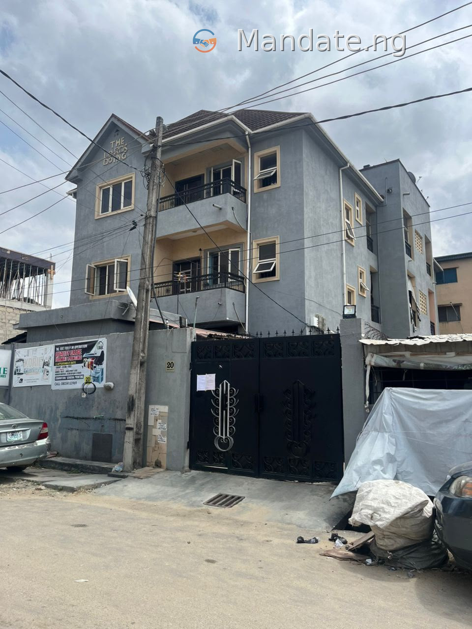 3 and 2 bedroom flats with BQ in Ifako Gbagada For Sale in Kiniun Ifa street Sawmill ifako Gbagada Gbagada Lagos photo 9