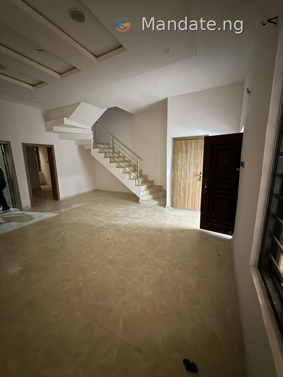 Luxury 2 Bedrooms Maisonette in Lekki For Rent in Off Alpha Beach Road New Road, Lekki Lekki Lagos photo 2