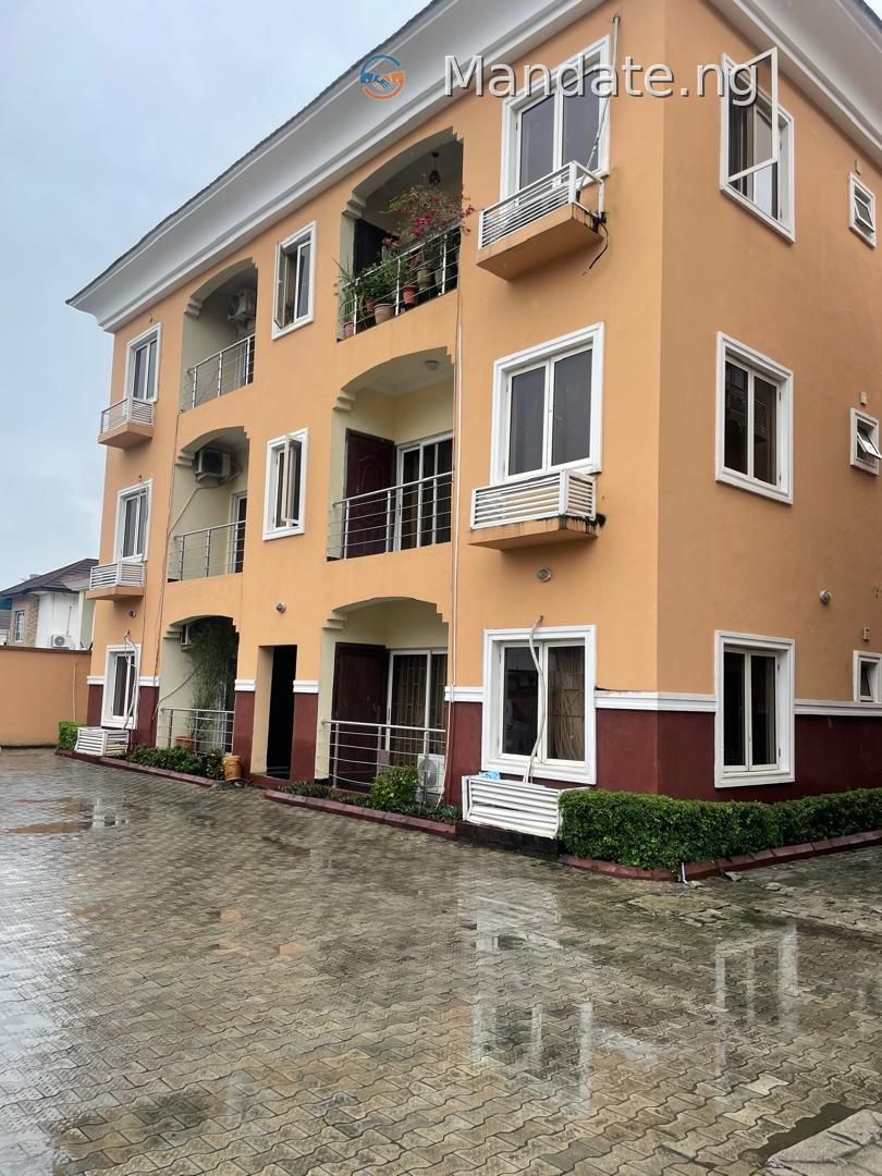 20 units of 2 and 1 bedroom flats in Lekki For Sale in by Oniru Gate, Lekki Oniru Oniru Lagos photo 2