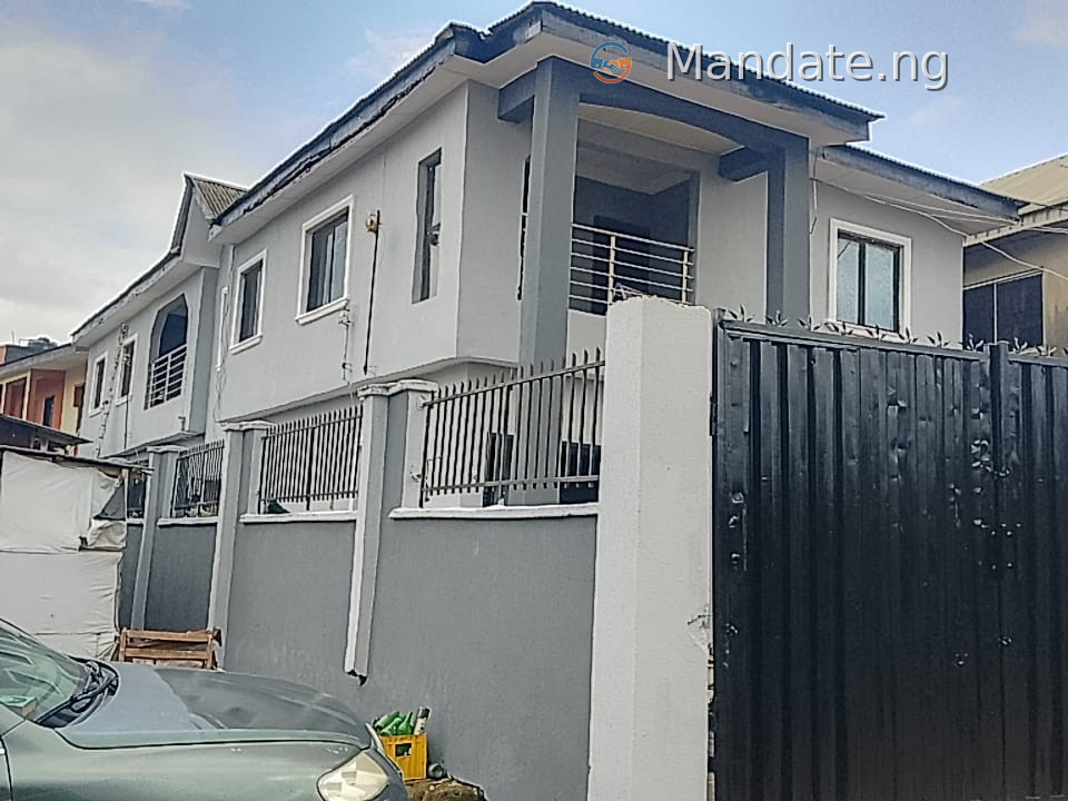 4 Flats for Sale in Igando, Lagos - Excellent Investment Opportunity For Sale in in Igando, Lagos Igando Ago Lagos photo 1