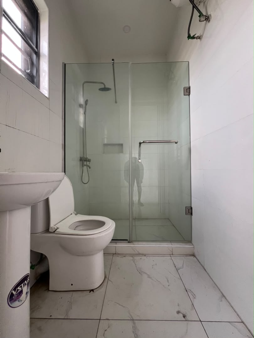 Brand New 4 Bedroom Detached Duplex with Swimming Pool for Rent in Lekki For Rent in Orchid Road, Lekki Orchid Lagos photo 11