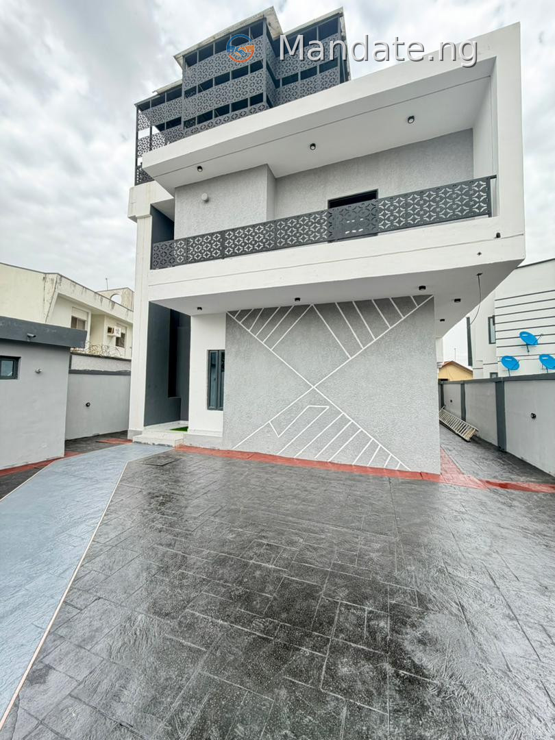 5 Bedroom Fully Detached Duplex in Magodo Phase 2 For Sale in in Magodo Phase 2 Residential Scheme via CMD Isheri Olofin Lagos photo 4