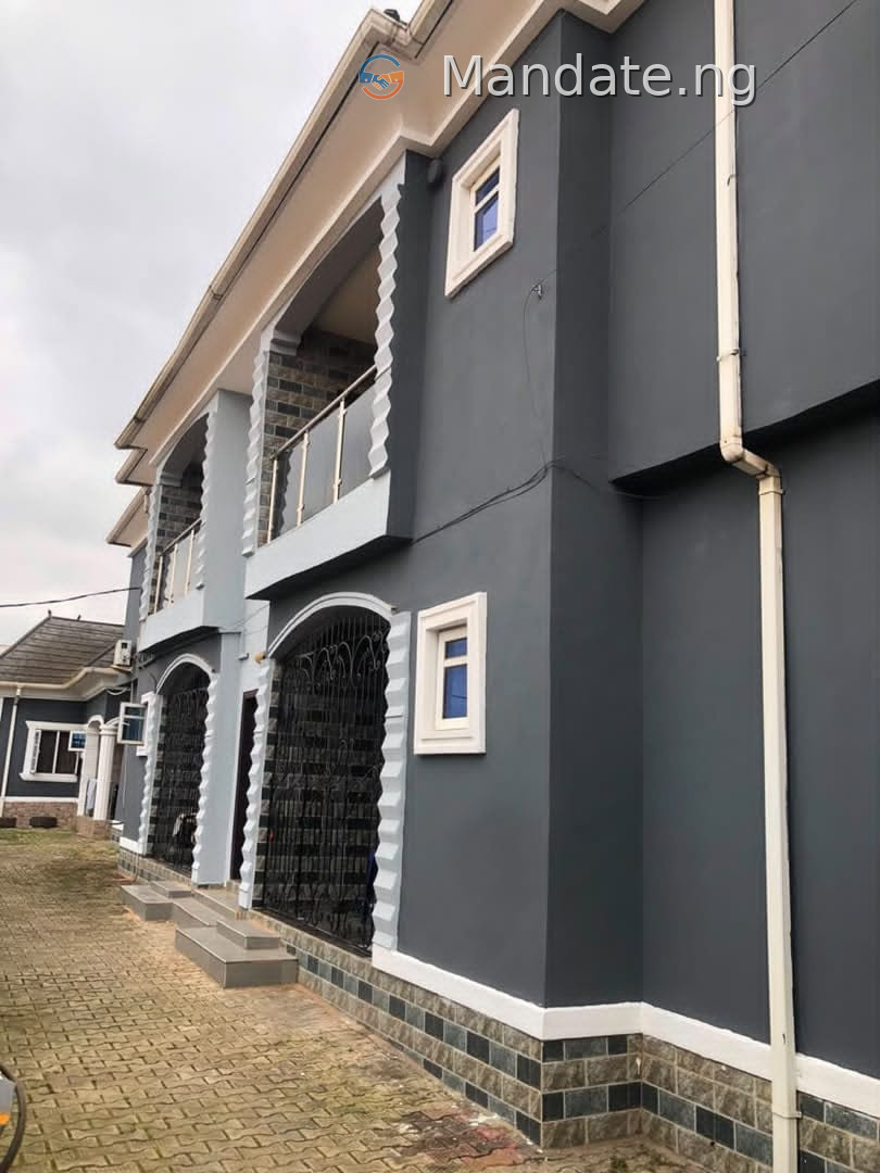 4-Bedroom Duplex with BQ in Omole Phase 2 For Sale in in Omole Phase 2 Osborne Phase 2 Lagos photo 3