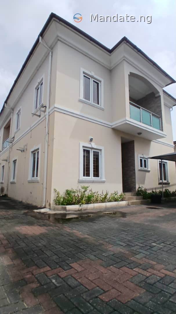 5 Bedroom Detached Duplex with Boys Quarter & Swimming Pool in Lekki Phase 1 For Sale in in Lekki Phase 1 Lekki Phase 1 Lekki Lagos photo 1