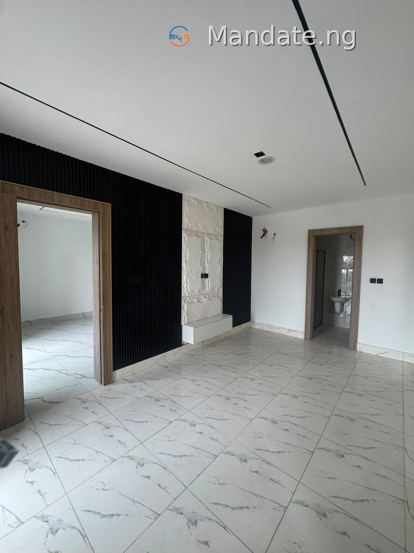 Luxury 2 Bedroom Apartment for Sale in Lekki Phase 1 For Sale in in Lekki Phase 1, Lagos Lekki Phase 1 Lekki Lagos photo 2