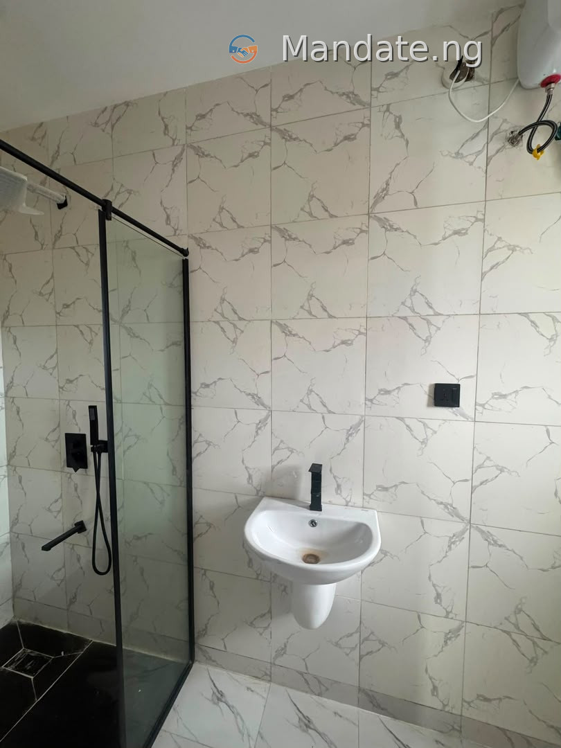 Luxury 2 Bedroom Apartment for Sale in Lekki Phase 1 For Sale in in Lekki Phase 1, Lagos Lekki Phase 1 Lekki Lagos photo 5