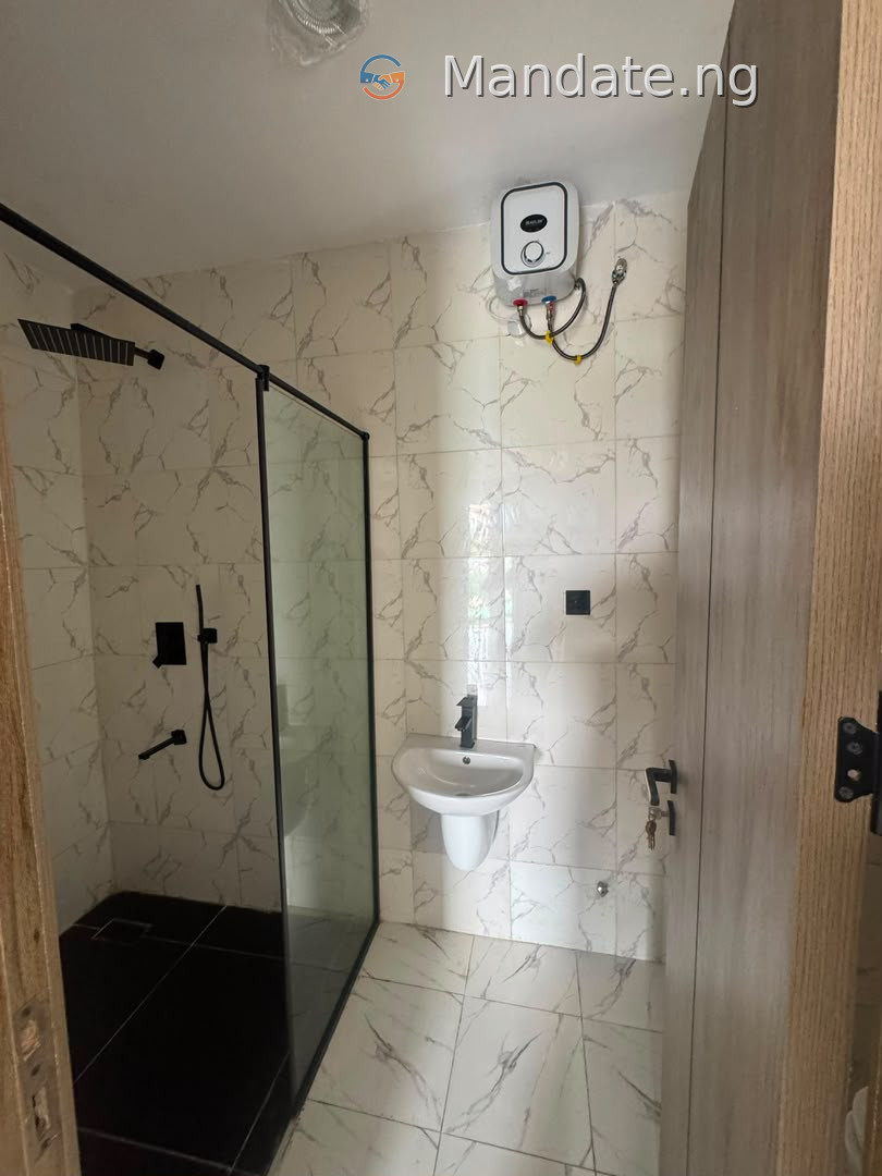Luxury 2 Bedroom Apartment for Sale in Lekki Phase 1 For Sale in in Lekki Phase 1, Lagos Lekki Phase 1 Lekki Lagos photo 8