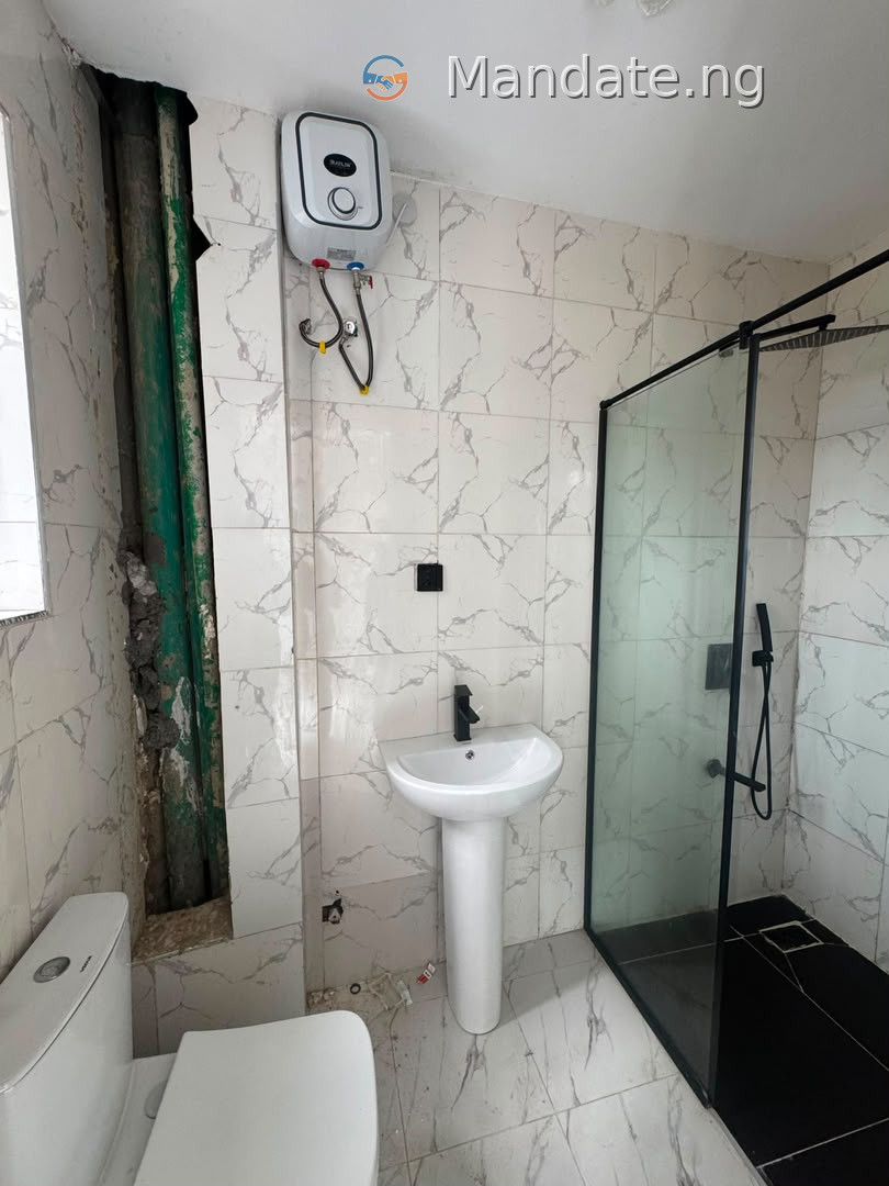 Luxury 2 Bedroom Apartment for Sale in Lekki Phase 1 For Sale in in Lekki Phase 1, Lagos Lekki Phase 1 Lekki Lagos photo 9