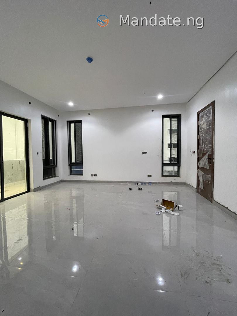 Spacious 6 Bedroom Fully Detached Duplex with Pool in Ikoyi For Sale in off bourdilion road ikoyi, Ikoyi Old Ikoyi Ikoyi Lagos photo 7