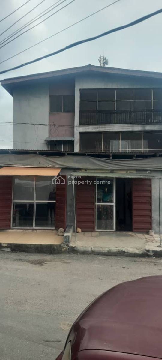 2 bedrooms flat pay and park in Ayobo For Sale in on Camp Davies Road Ayobo Ayobo Lagos photo 5