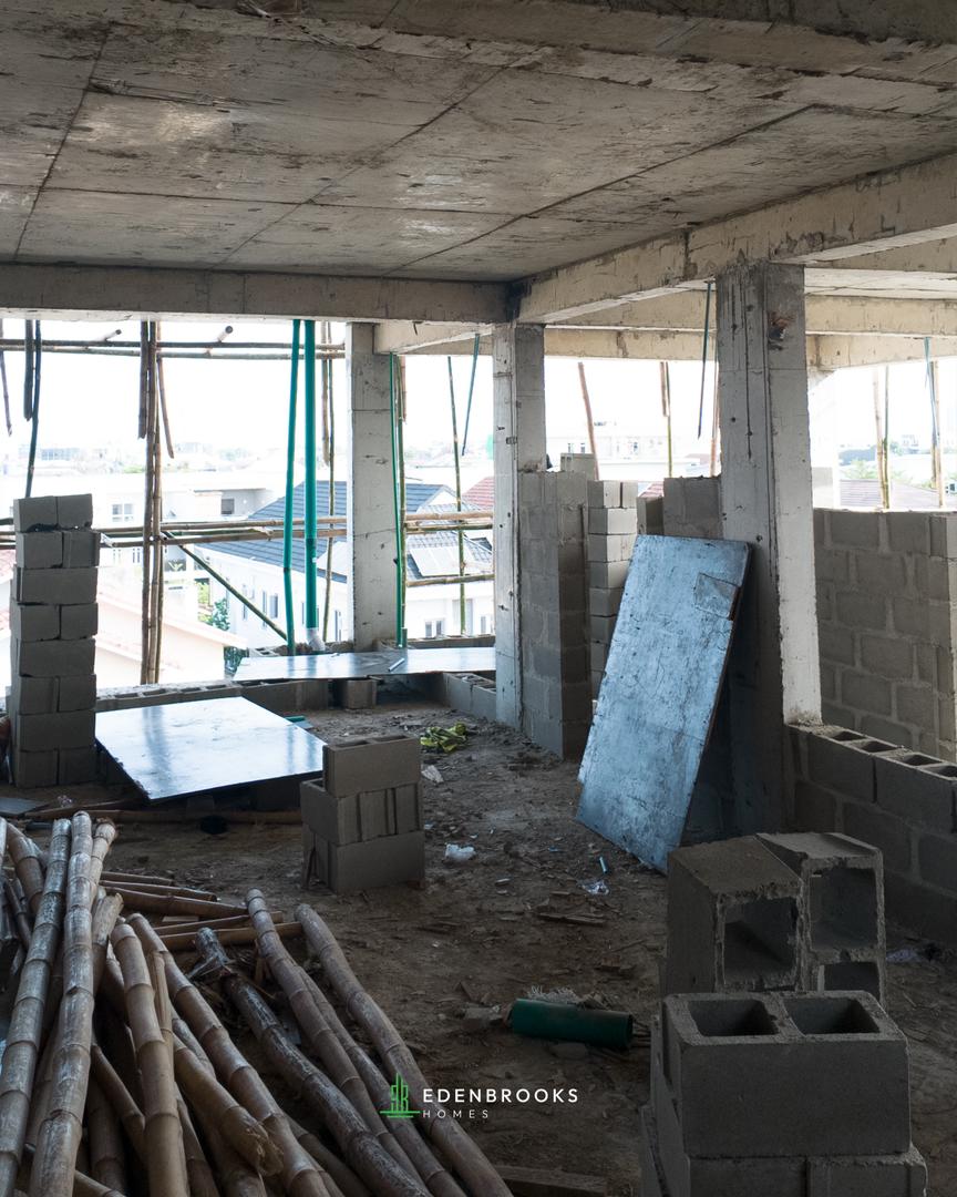 Exclusive 2-bedroom Maisonette + BQ in Lekki Phase 1 For Sale in in Lekki Phase 1, Lekki Lekki Phase 1 Lekki Lagos photo 7