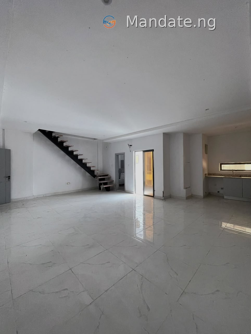 2 Bedroom Maisonette for Rent in Lekki Phase 1 For Rent in in Lekki Phase 1, Lagos Lekki Phase 1 Lekki Lagos photo 1
