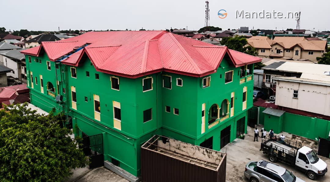 House at Oko Oba for Sale For Sale in at Oko oba Oko-Oba Lagos photo 1