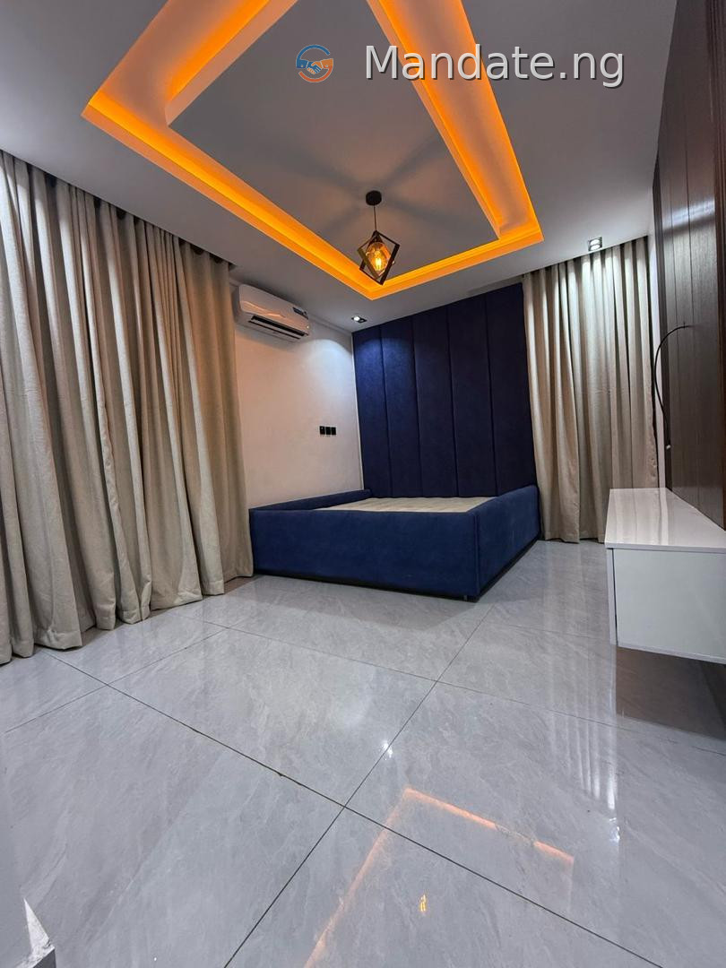 Top-Notch 3 Bedroom Flat for Sale in Agege, Lagos For Sale in at Lagos Home, Pine Cinemas, Agege, Lagos Ago Lagos photo 3