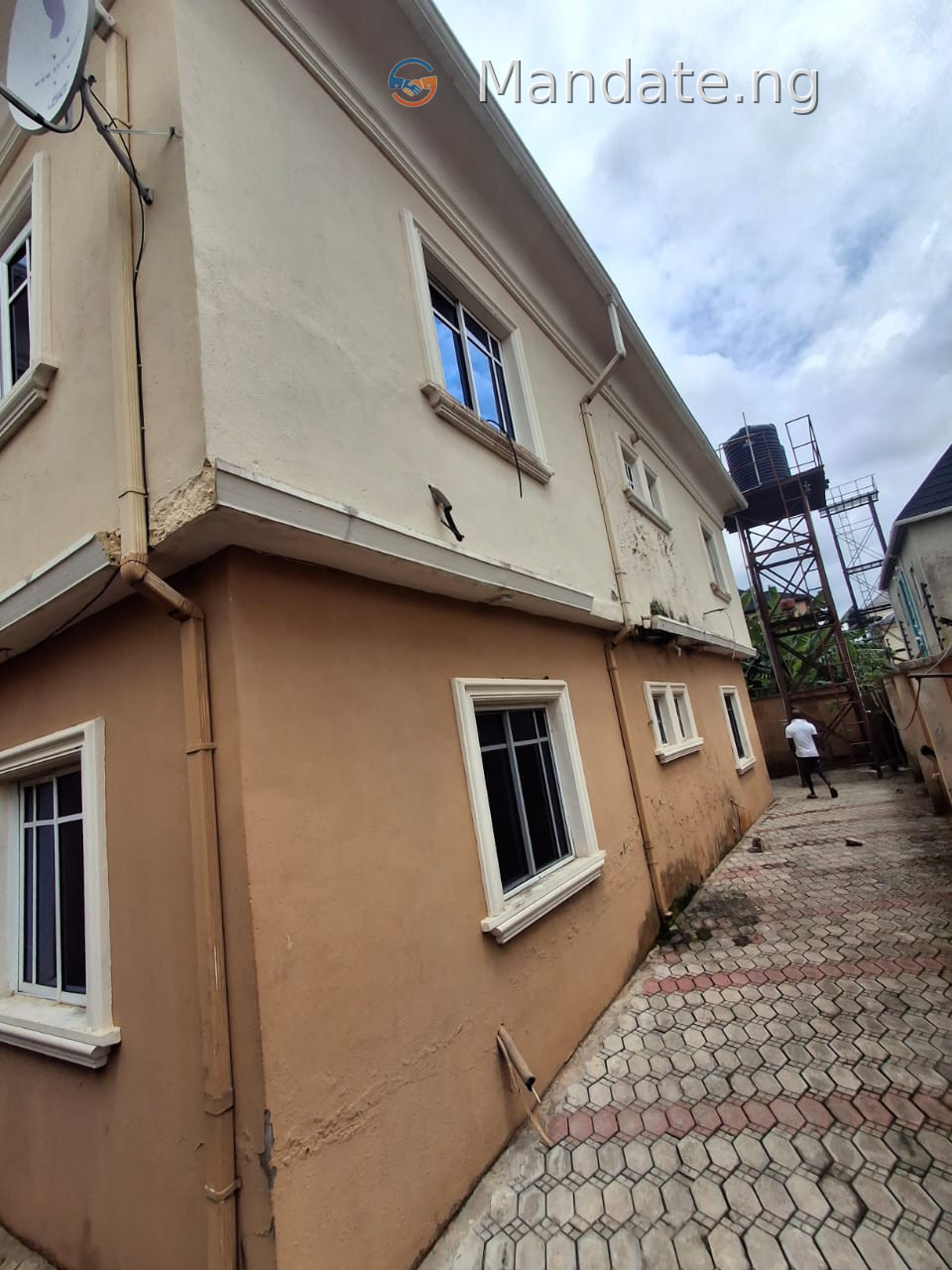 Luxurious Finished 4 Bedroom Fully Detached Duplex with 4 Units of 2 Bedroom Flats for Sale For Sale in Off Jakande Ijegun road, Lagos Ijegun Jakande Lagos photo 1