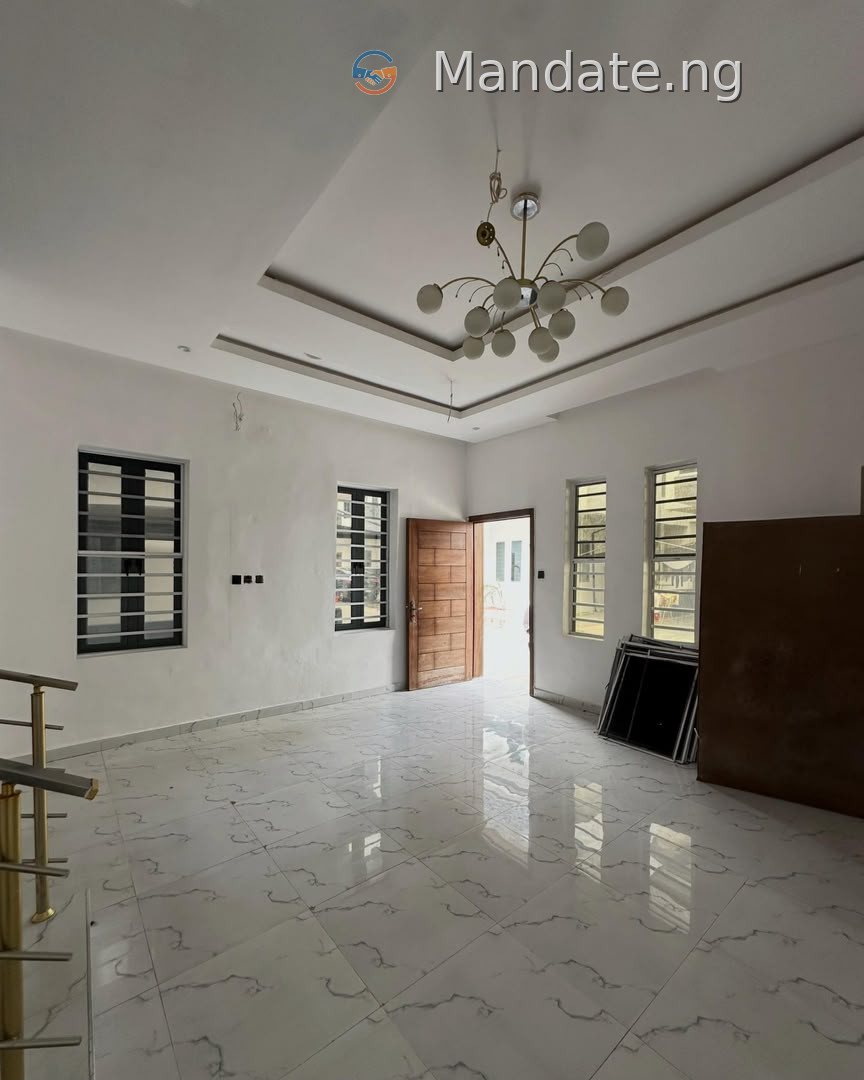 Fully Furnished 4 Bedroom Semi-Detached Duplex for Rent in Lekki For Rent in at Orchid Road, Lekki Orchid Lagos photo 6