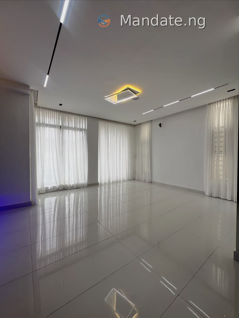 Contemporary 5 Bedroom Detached Duplex for Sale in Lekki For Sale in at Orchid Road, Lekki Orchid Lagos photo 31