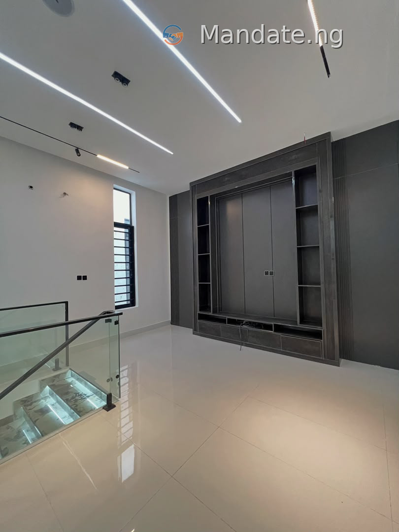 Contemporary 5 Bedroom Detached Duplex for Sale in Lekki For Sale in at Orchid Road, Lekki Orchid Lagos photo 20